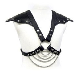 Arnés BDSM Cadenas Metálicas y hombrera