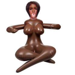 Muñeca mulata completamente hinchada