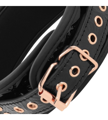 Collar con Pinzas para Pezones: Un juego bondage irresistible
