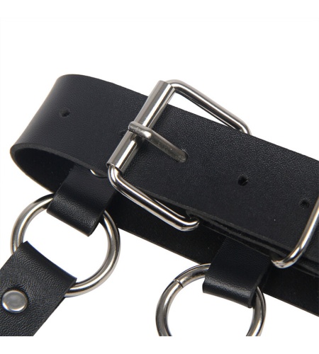 Arnés Femenino de Cadenas 