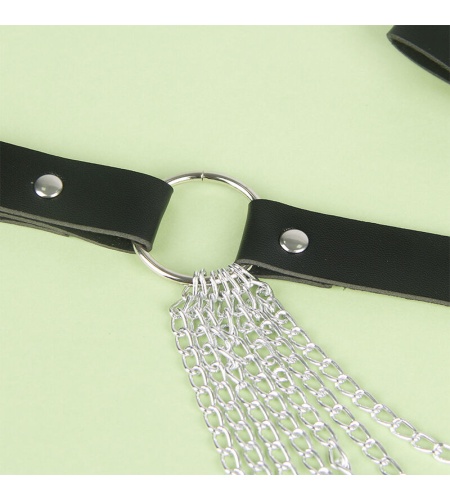 Cinturon De Cuero con Cadenas