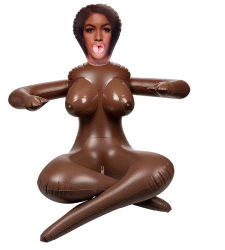 Muñeca mulata completamente hinchada