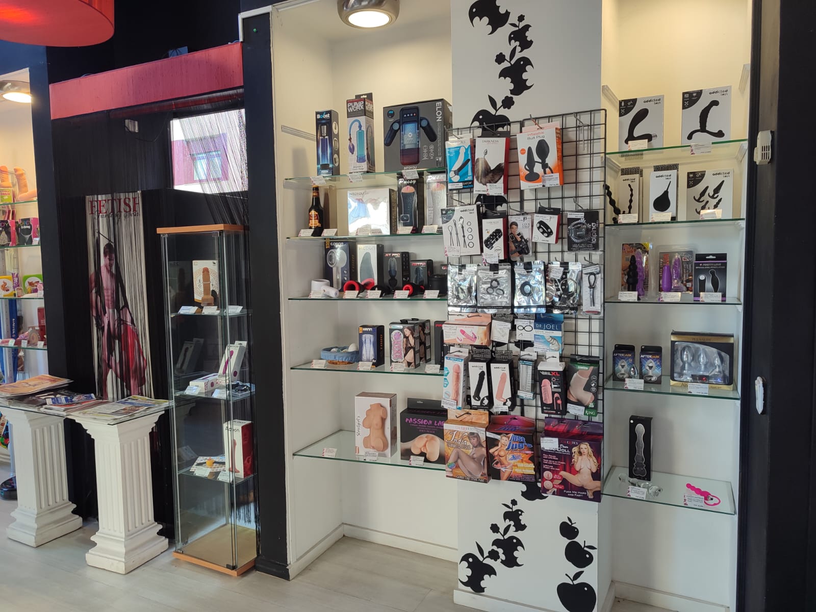 Interior tienda Ponferrada 3
